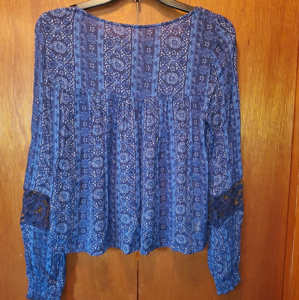 Blue Hollister Long Sleeve Blouse - Picture 2 of 6
